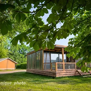  Camping Onlycamp Le Champ D'été