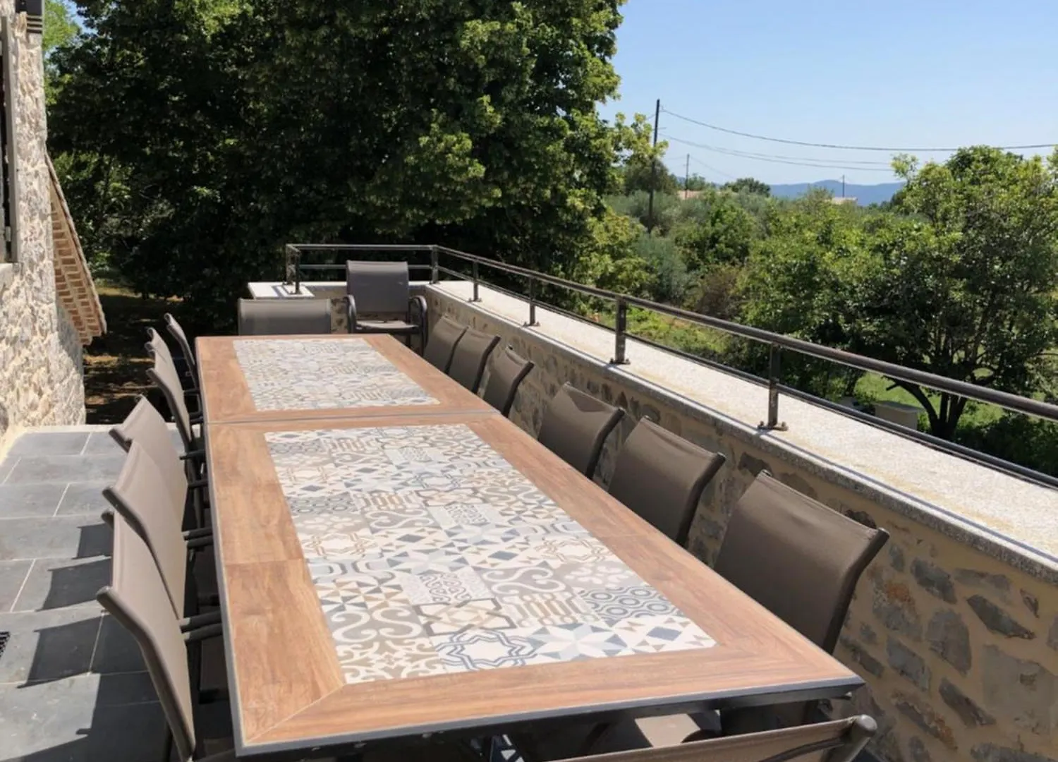 Prázdninový dům Maison De Charme Avec Piscine Couverte Et 9000M2 Les Vans